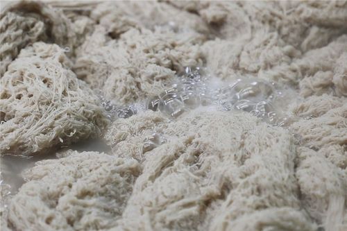 文化中國行 布依族土布制作技藝 把時光織進經(jīng)緯 把傳承融入生活