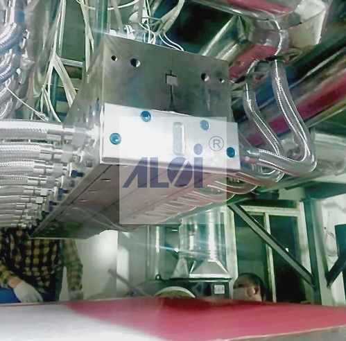 衣架式熔噴布模具丨16年匠心制造,只為優(yōu)質熔噴布模具